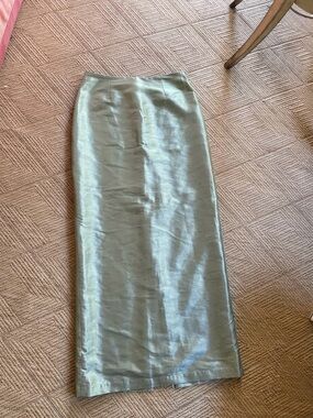 Badgley Mischka Shimmer Iridescent Silk Look Mermaid Maxi Skirt